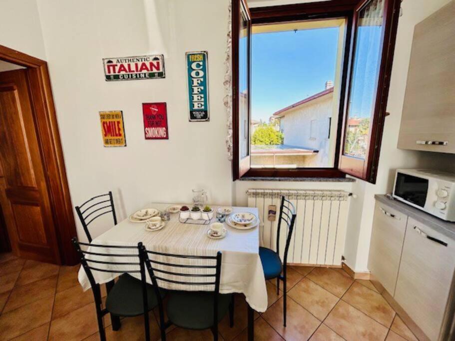 Casa Lucia A Carugo Appartement Buitenkant foto