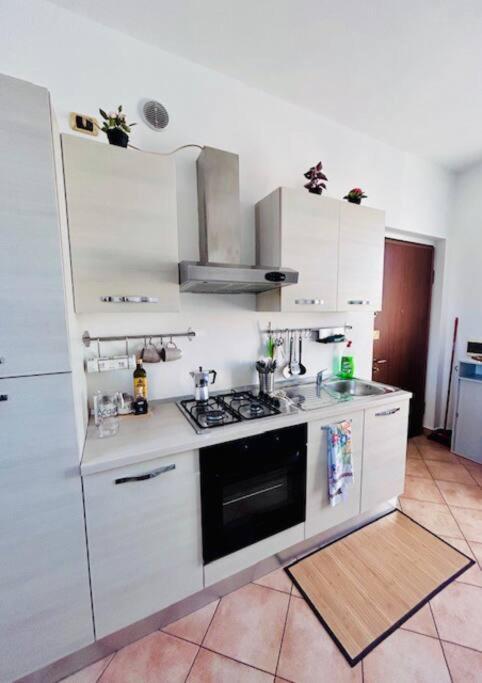 Casa Lucia A Carugo Appartement Buitenkant foto